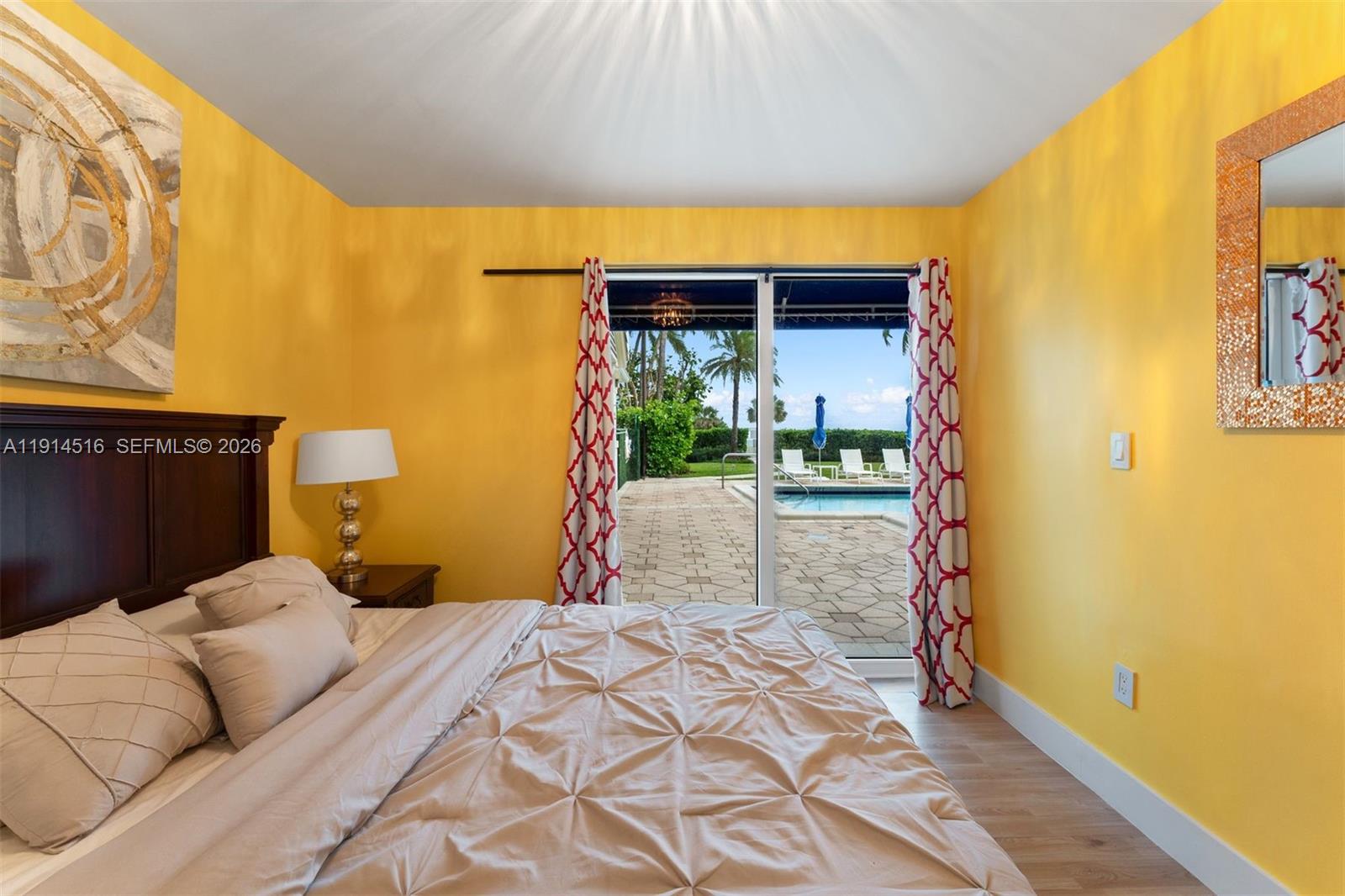 5025 Collins Ave #PH-1, Miami Beach FL 33140