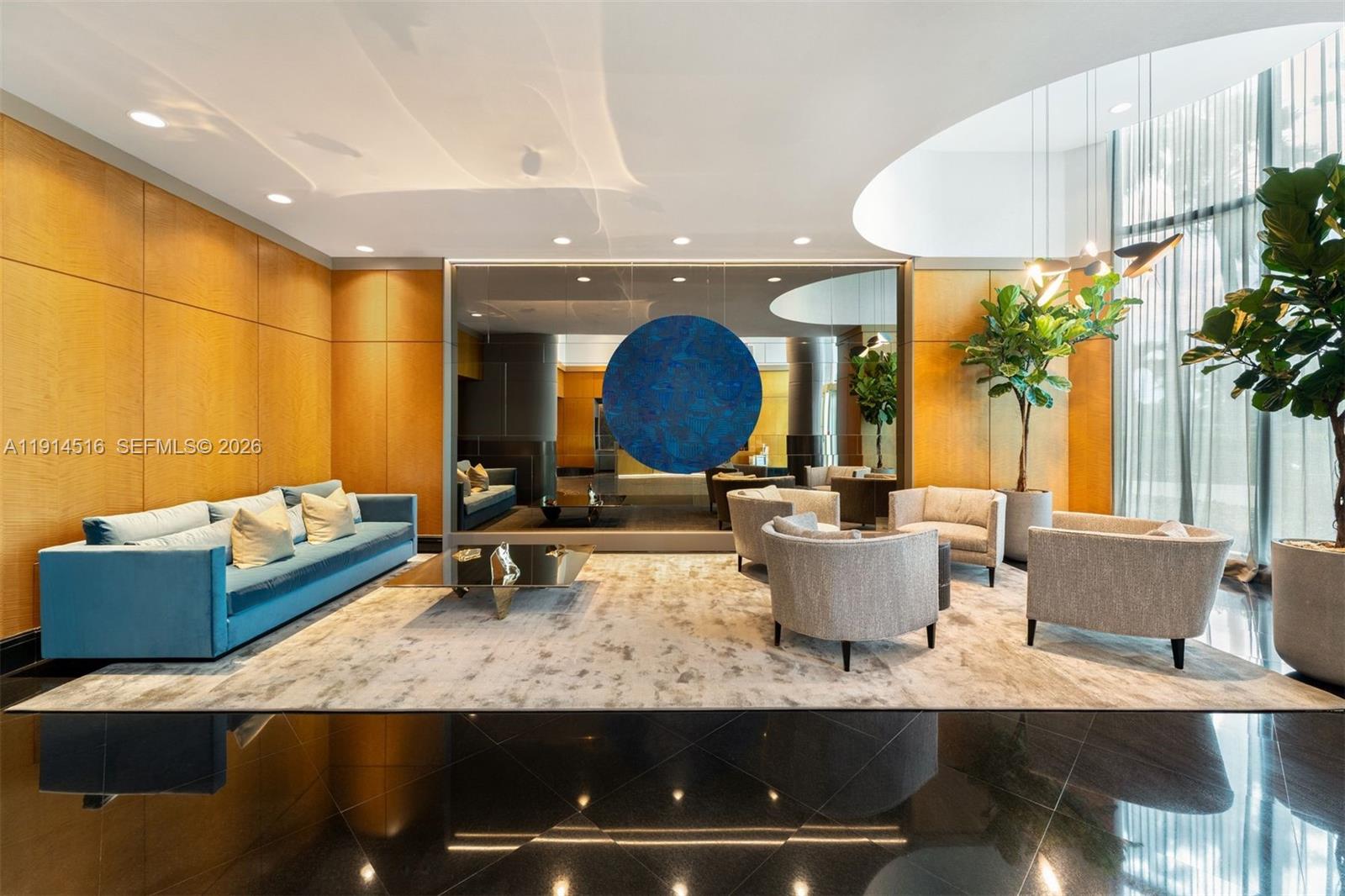 5025 Collins Ave #PH-1, Miami Beach FL 33140