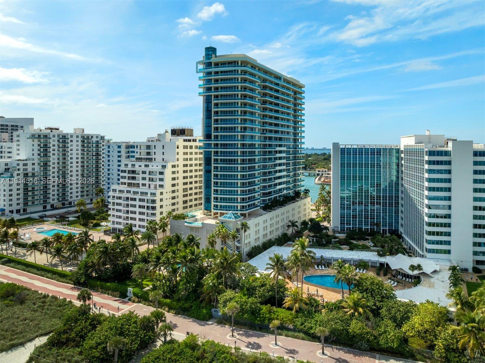 5025 Collins Ave #PH-1, Miami Beach FL 33140
