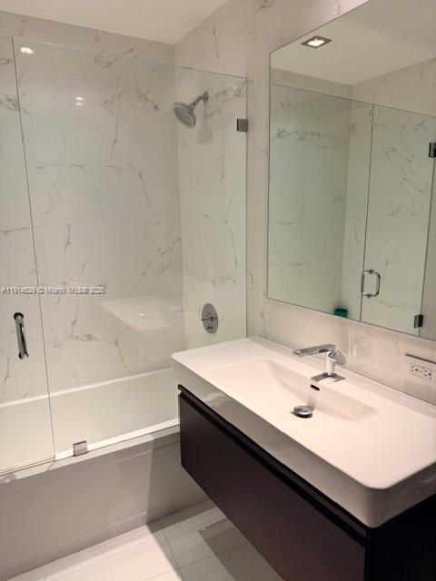 901 Brickell Key Blvd #906, Miami FL 33131