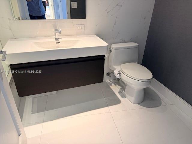 901 Brickell Key Blvd #906, Miami FL 33131