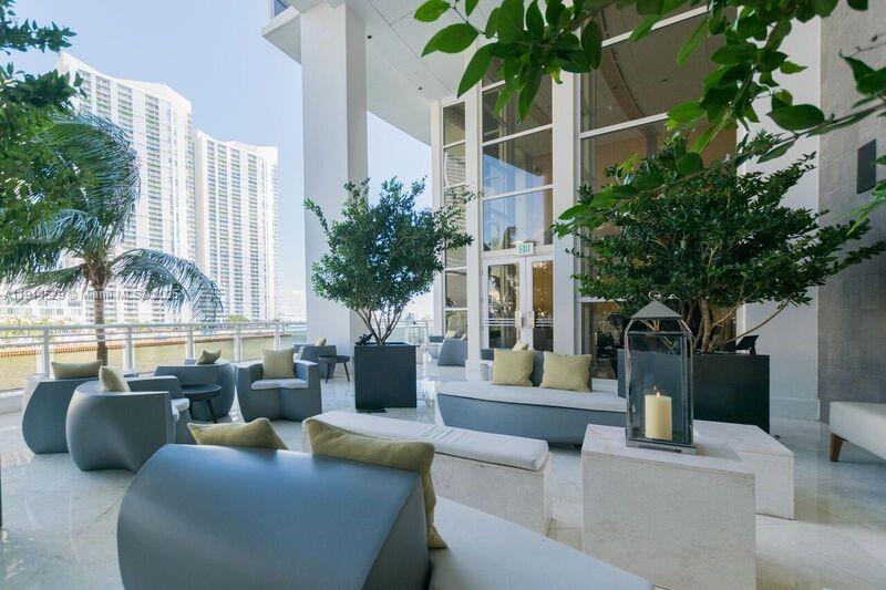 901 Brickell Key Blvd #906, Miami FL 33131