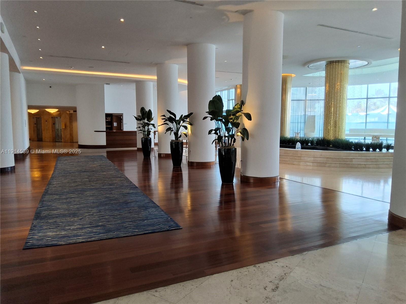 5161 Collins Ave #312, Miami Beach FL 33140