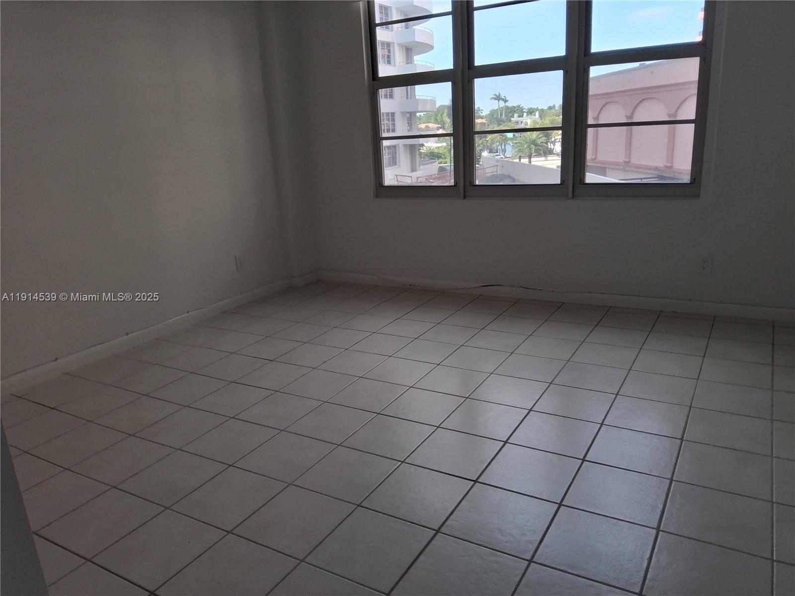 5161 Collins Ave #312, Miami Beach FL 33140