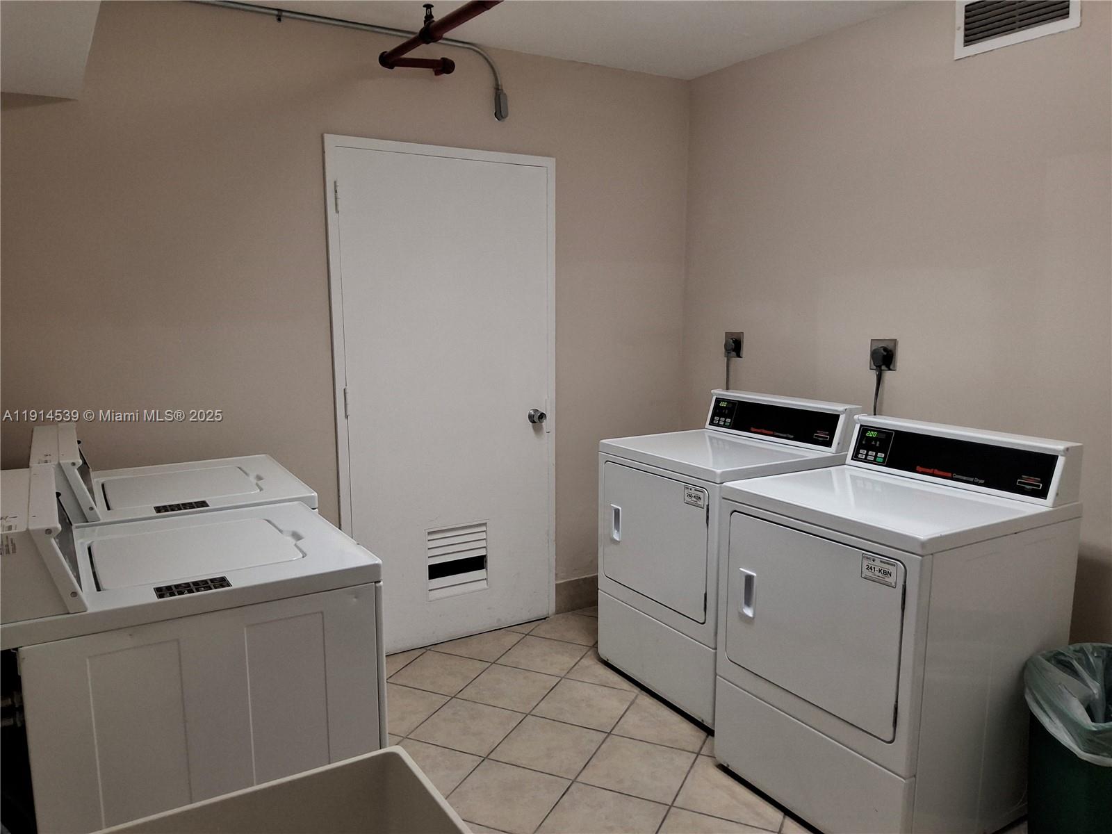 5161 Collins Ave #312, Miami Beach FL 33140