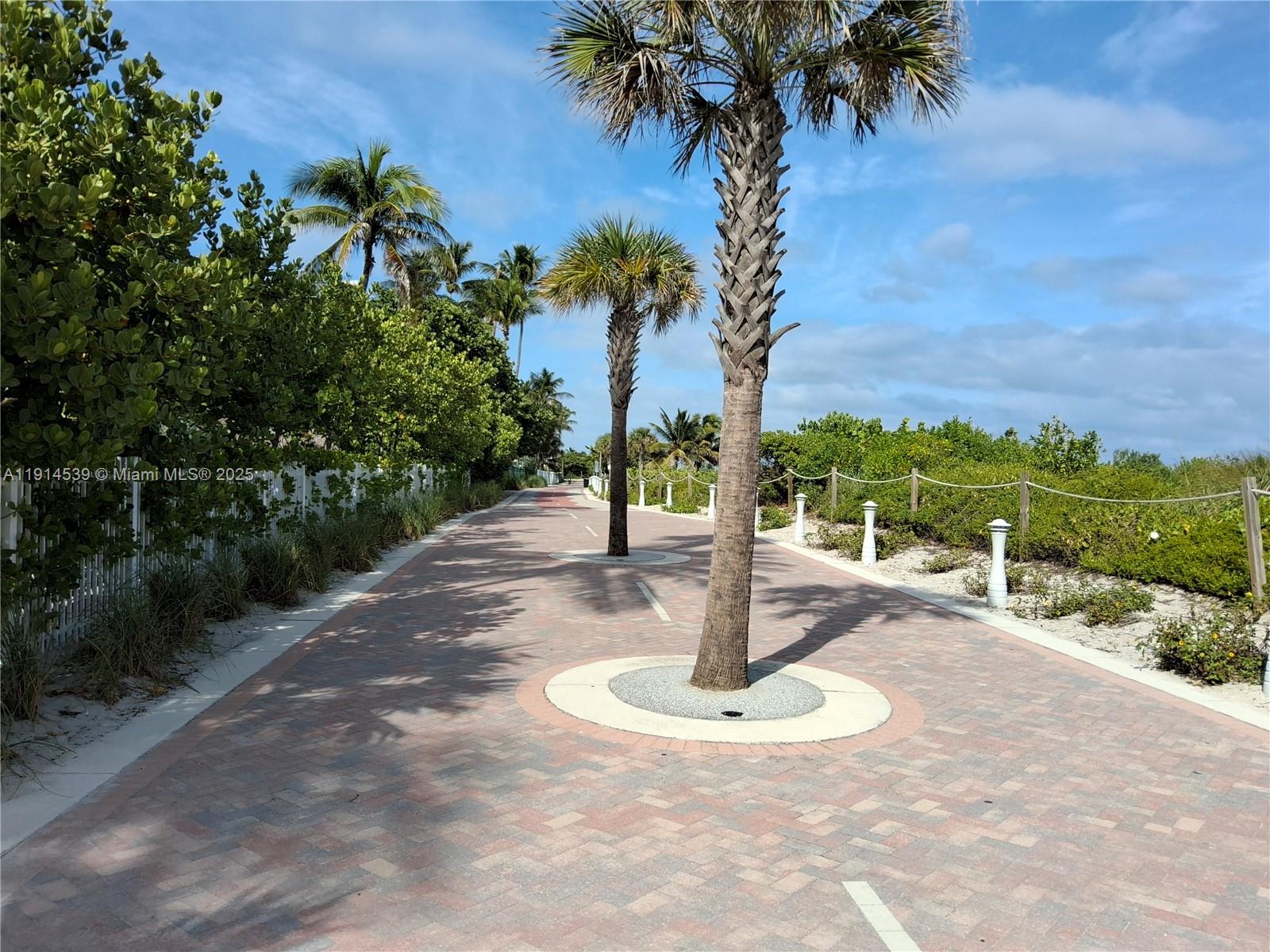 5161 Collins Ave #312, Miami Beach FL 33140