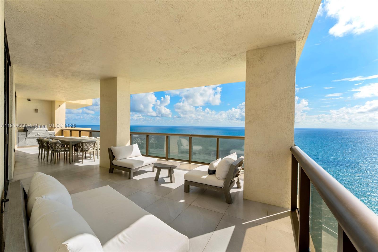16275 Collins Ave #UPH1, Sunny Isles Beach FL 33160