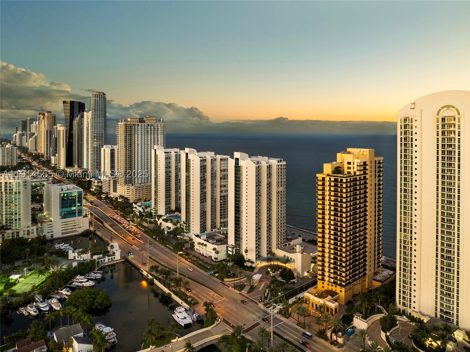 16275 Collins Ave #UPH1, Sunny Isles Beach FL 33160