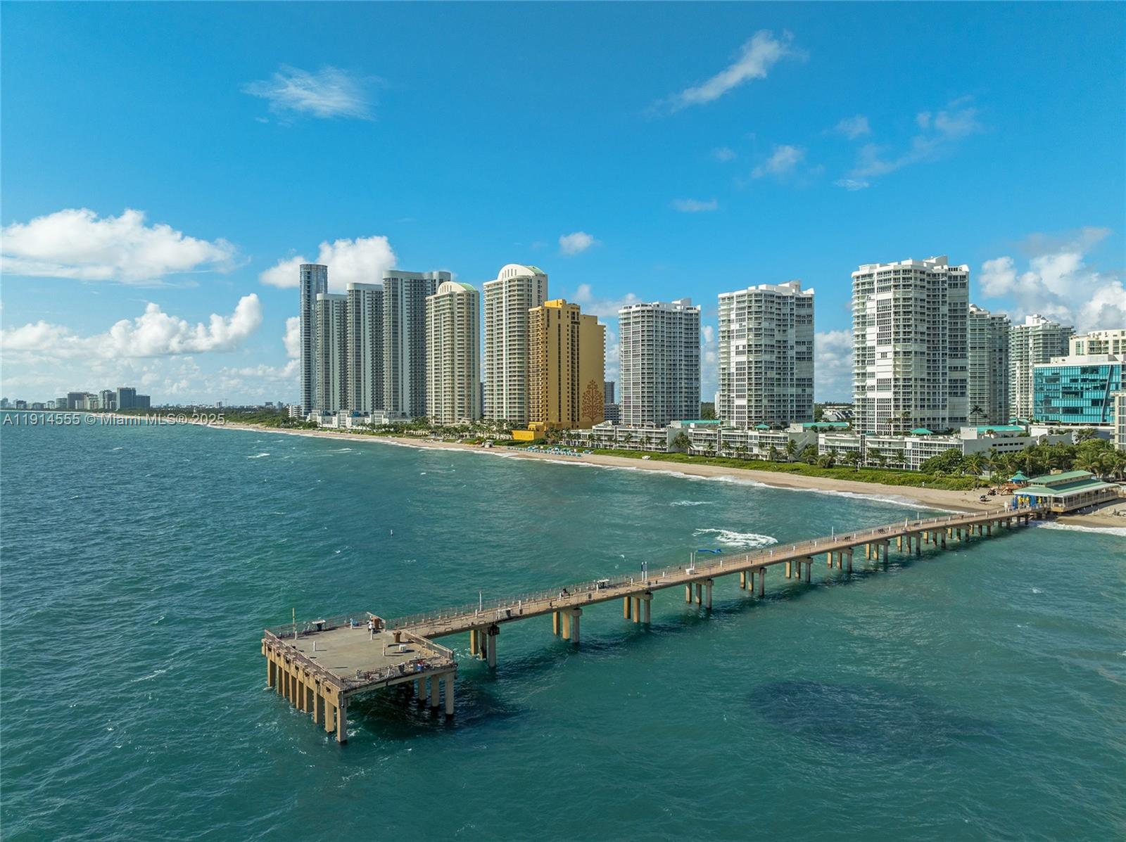 16275 Collins Ave #UPH1, Sunny Isles Beach FL 33160