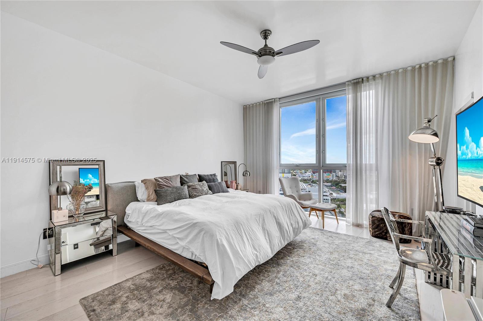 2020 N Bayshore Dr #1906, Miami FL 33137