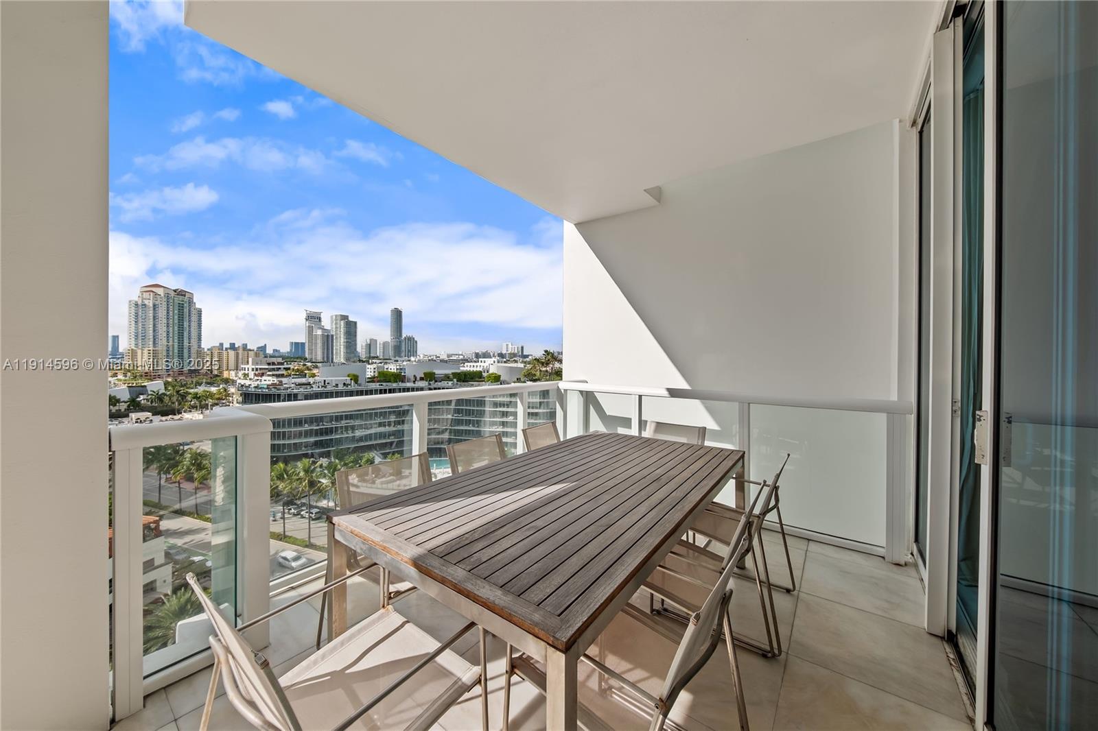 50 S Pointe Dr #1206, Miami Beach FL 33139