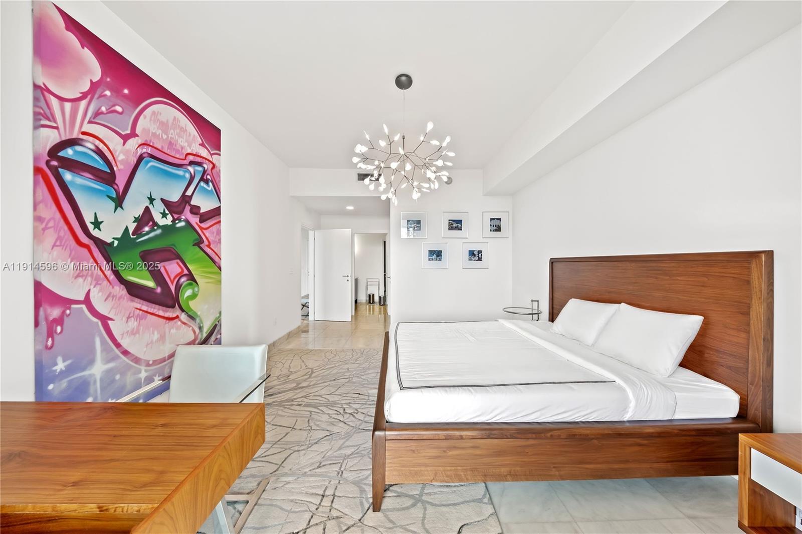 50 S Pointe Dr #1206, Miami Beach FL 33139