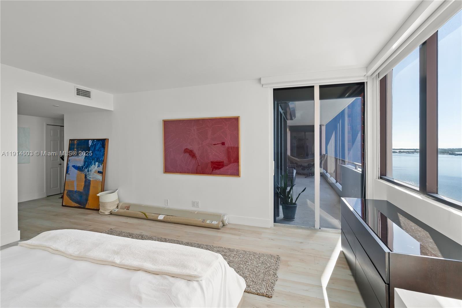 1581 Brickell Ave #1202, Miami FL 33129