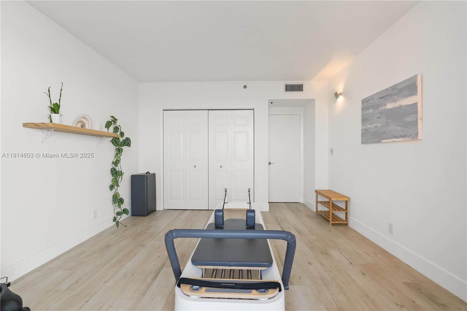 1581 Brickell Ave #1202, Miami FL 33129