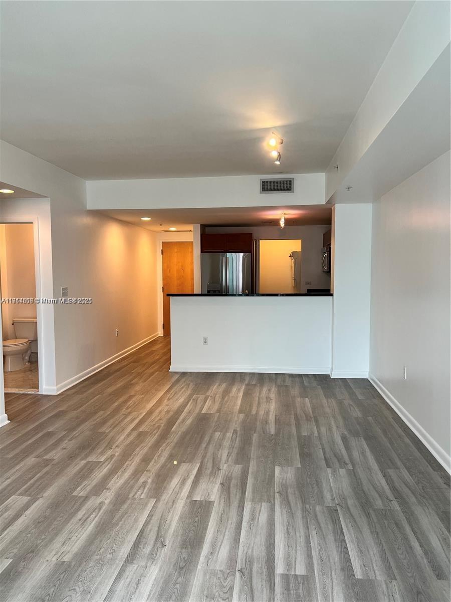 244 Biscayne Blvd #2609, Miami FL 33132