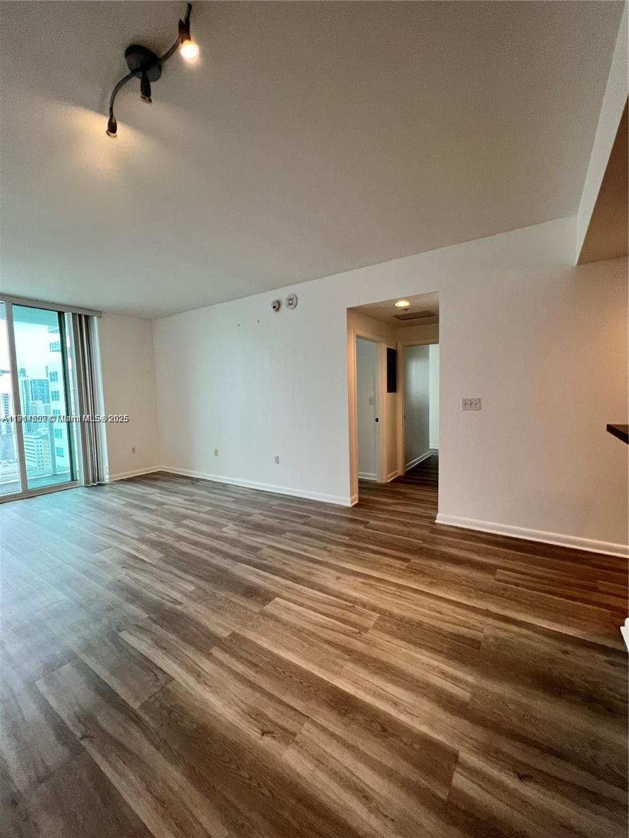244 Biscayne Blvd #2609, Miami FL 33132