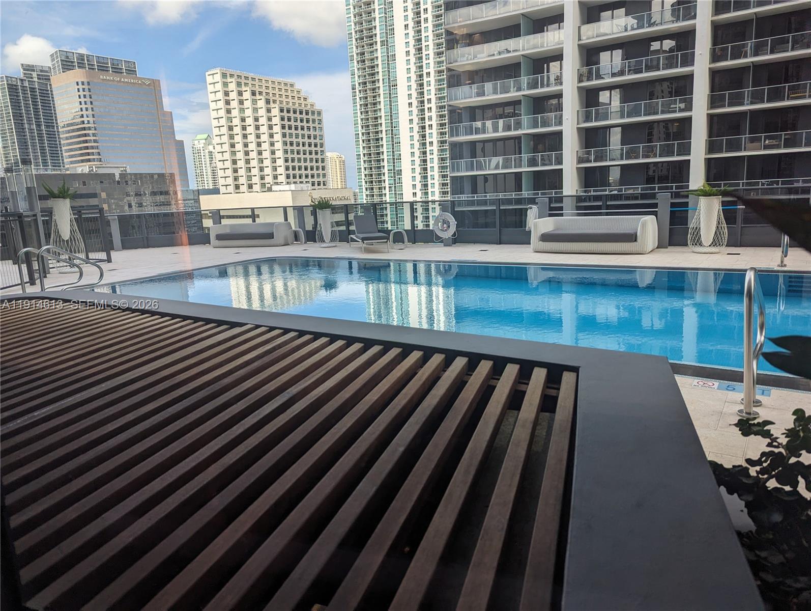 1000 Brickell Plz #2101, Miami FL 33131
