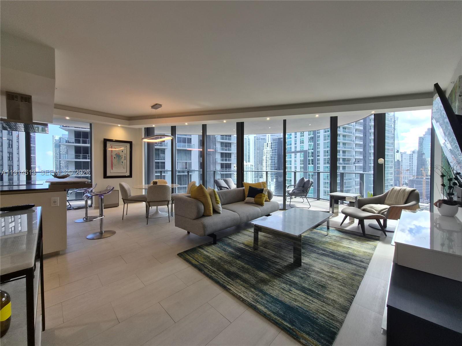 1000 Brickell Plz #2101, Miami FL 33131