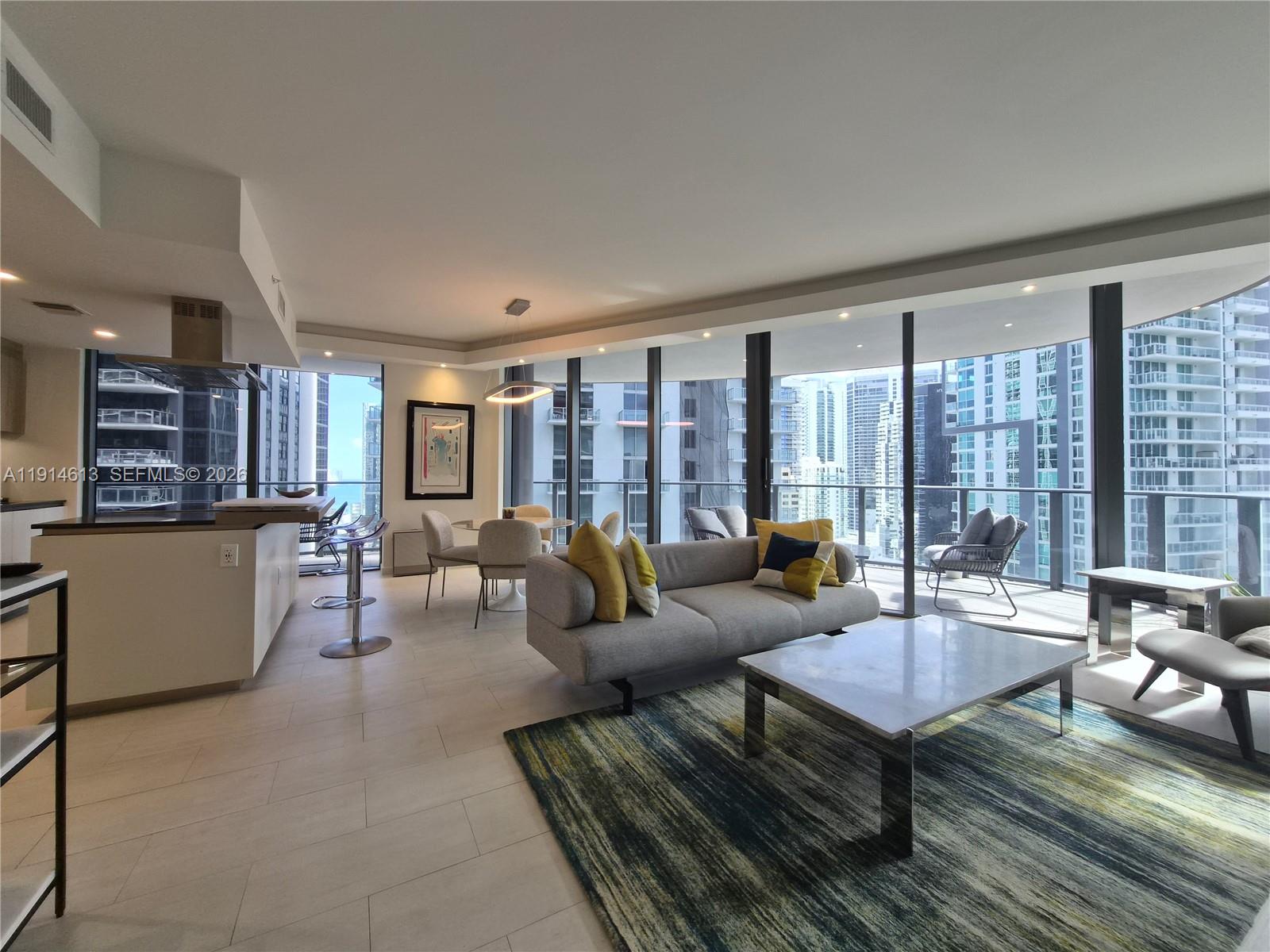 1000 Brickell Plz #2101, Miami FL 33131