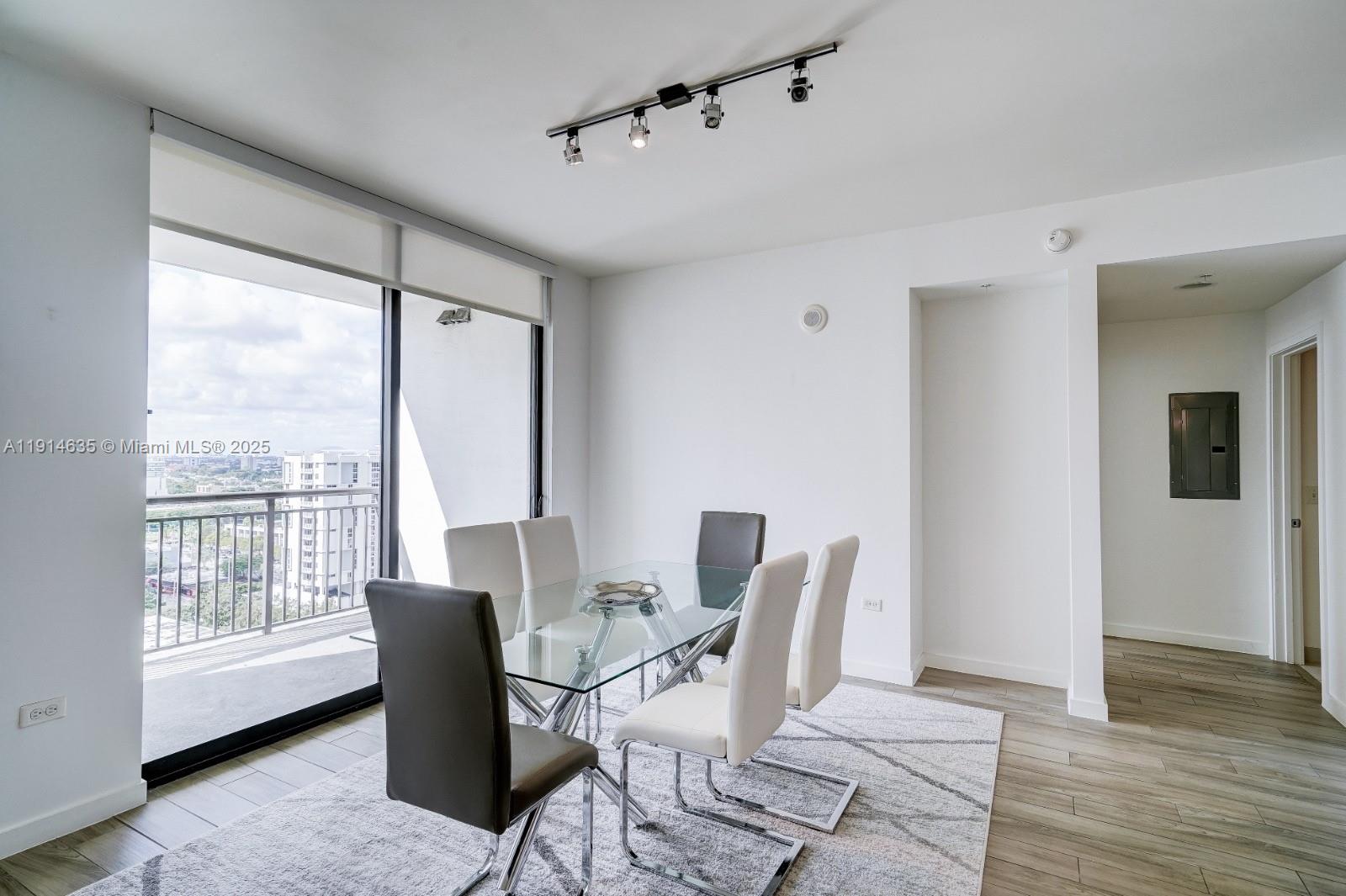 999 SW 1st Ave #1612, Miami FL 33130