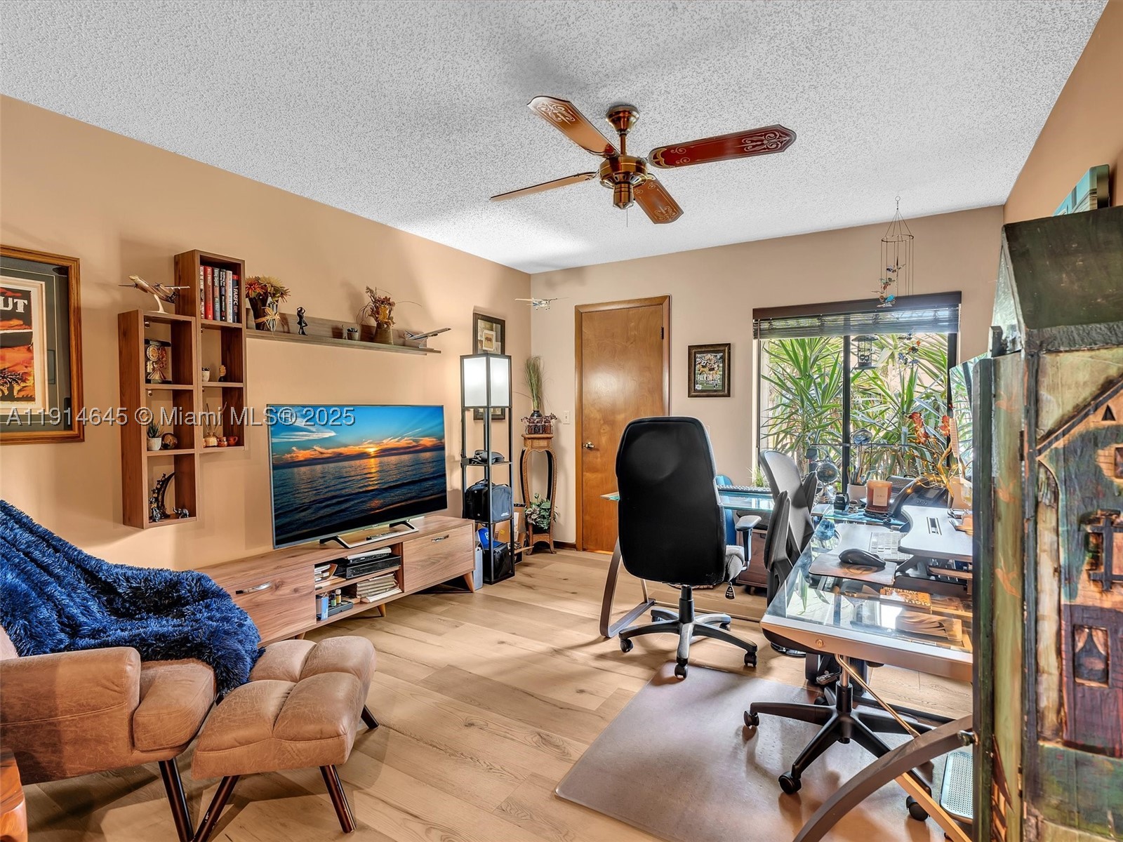 7390 NW 49th St, Lauderhill FL 33319