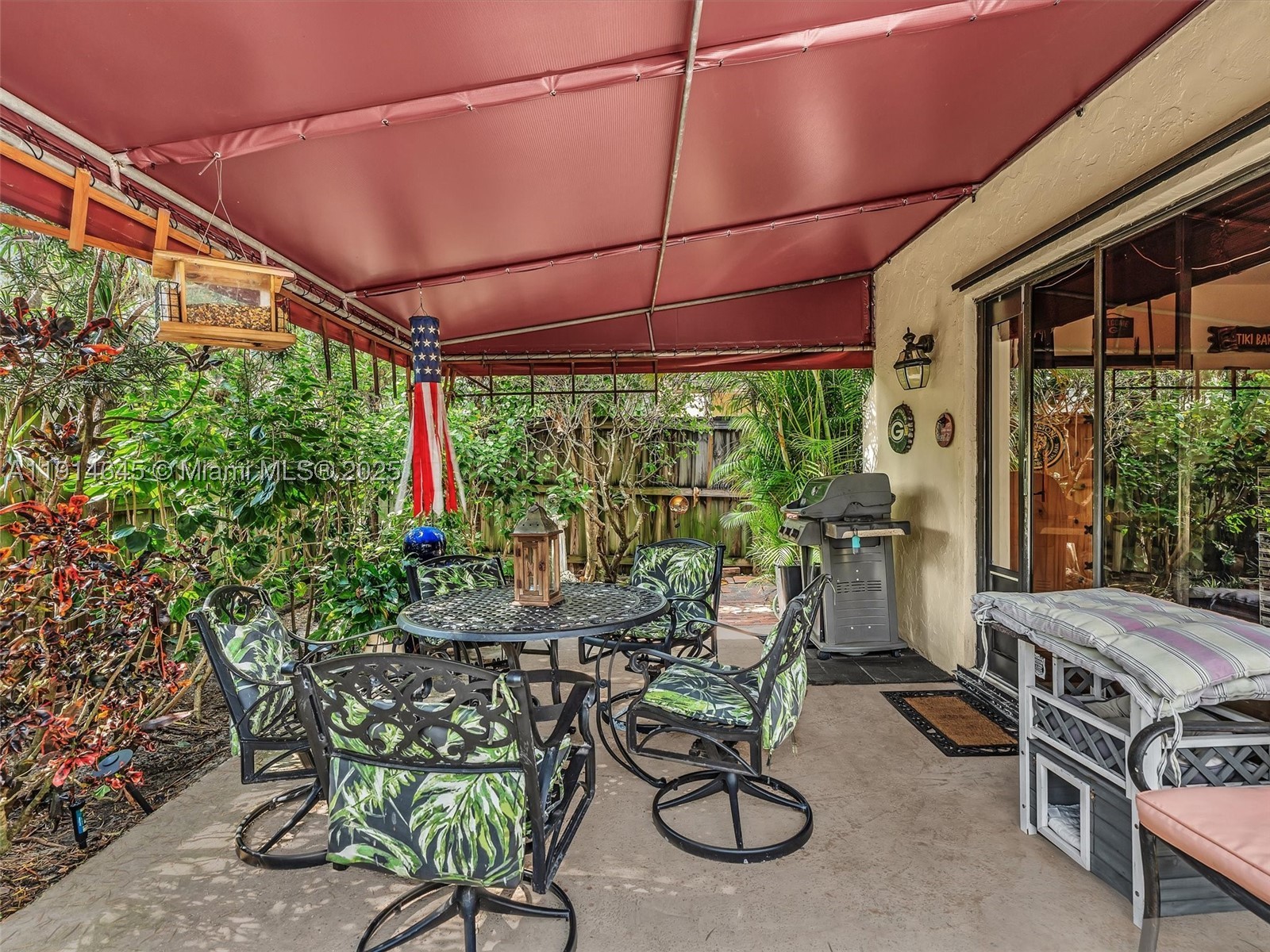 7390 NW 49th St, Lauderhill FL 33319