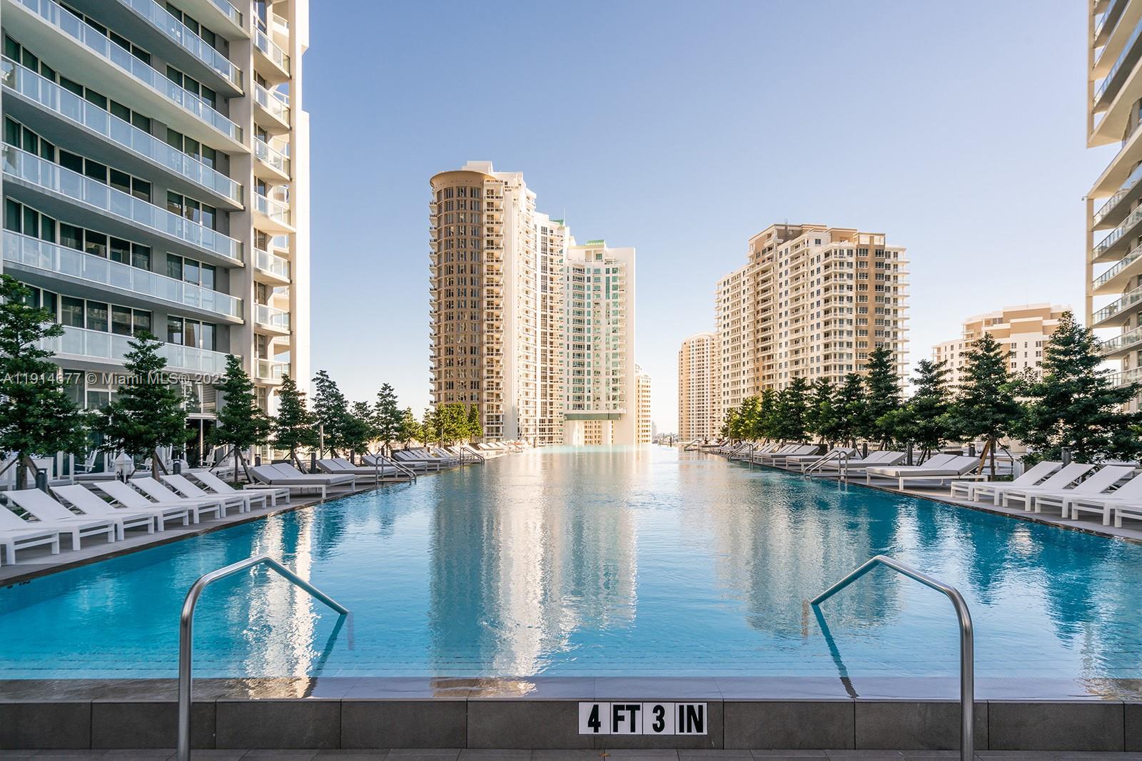 465 Brickell Ave #4604, Miami FL 33131