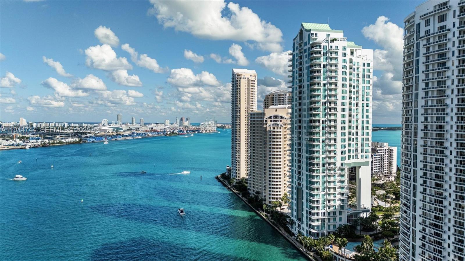 900 Brickell Key Blvd #1403, Miami FL 33131