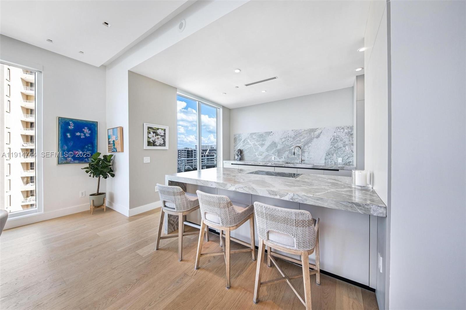 900 Brickell Key Blvd #1403, Miami FL 33131