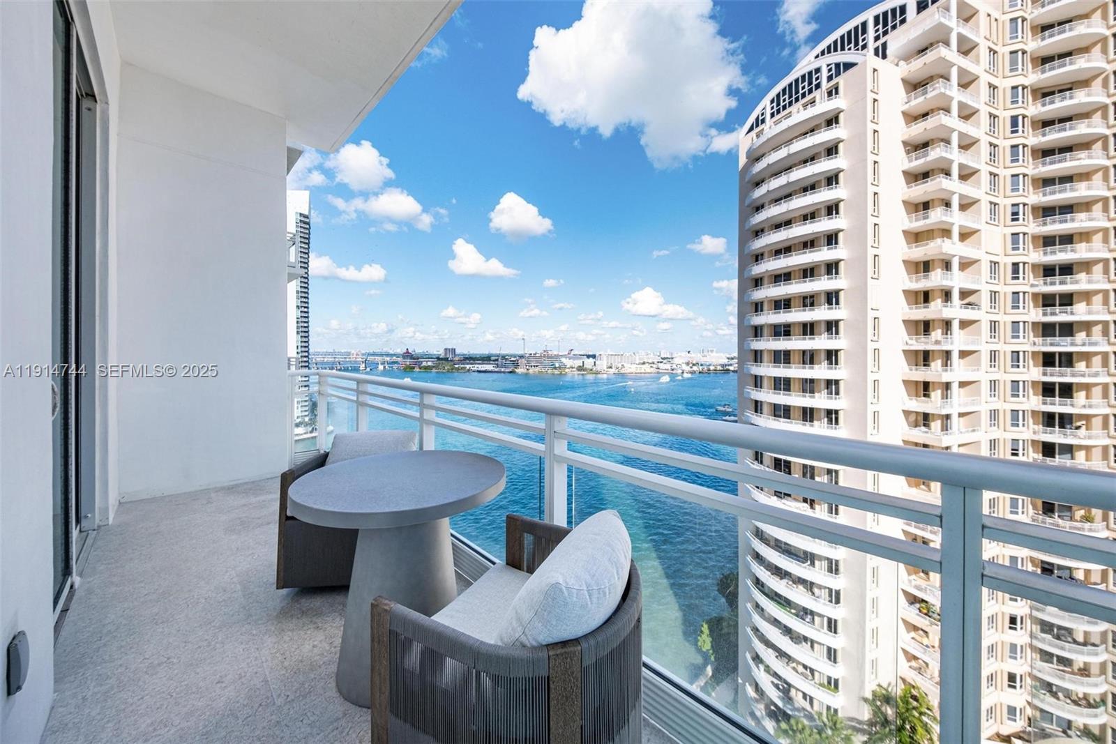 900 Brickell Key Blvd #1403, Miami FL 33131