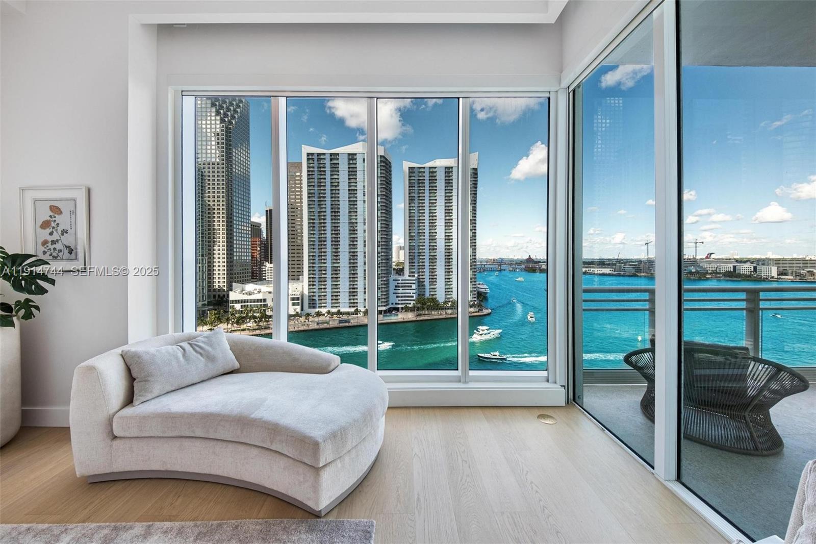 900 Brickell Key Blvd #1403, Miami FL 33131