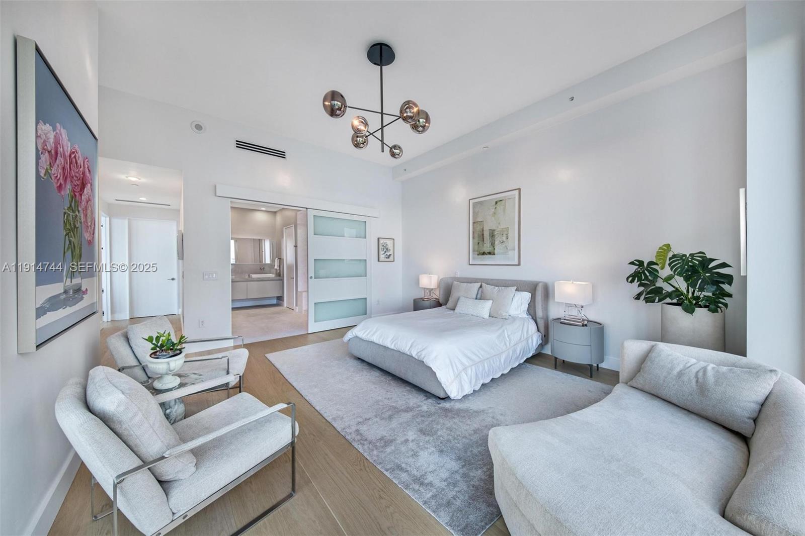 900 Brickell Key Blvd #1403, Miami FL 33131