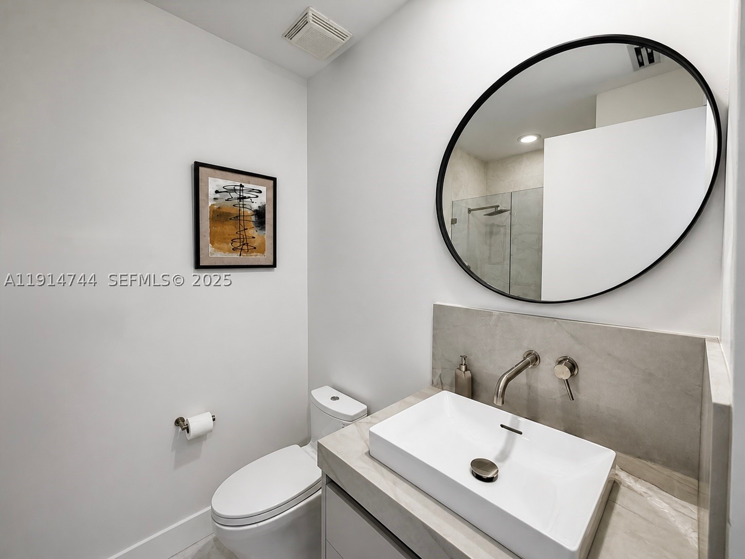 900 Brickell Key Blvd #1403, Miami FL 33131
