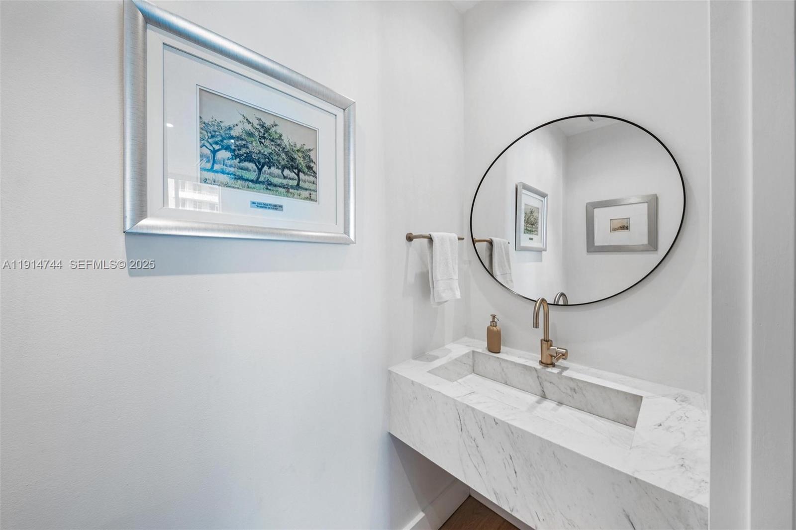900 Brickell Key Blvd #1403, Miami FL 33131