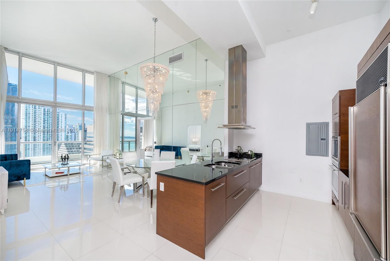 495 SE Brickell Ave #4103, Miami FL 33131