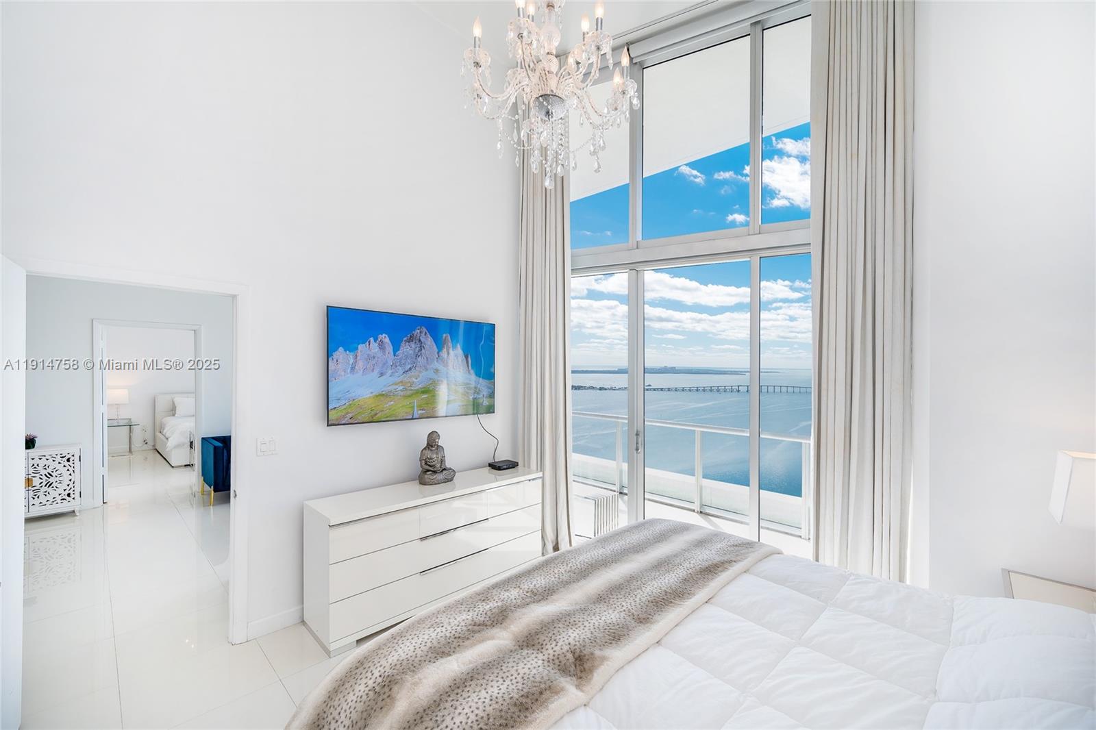 495 SE Brickell Ave #4103, Miami FL 33131