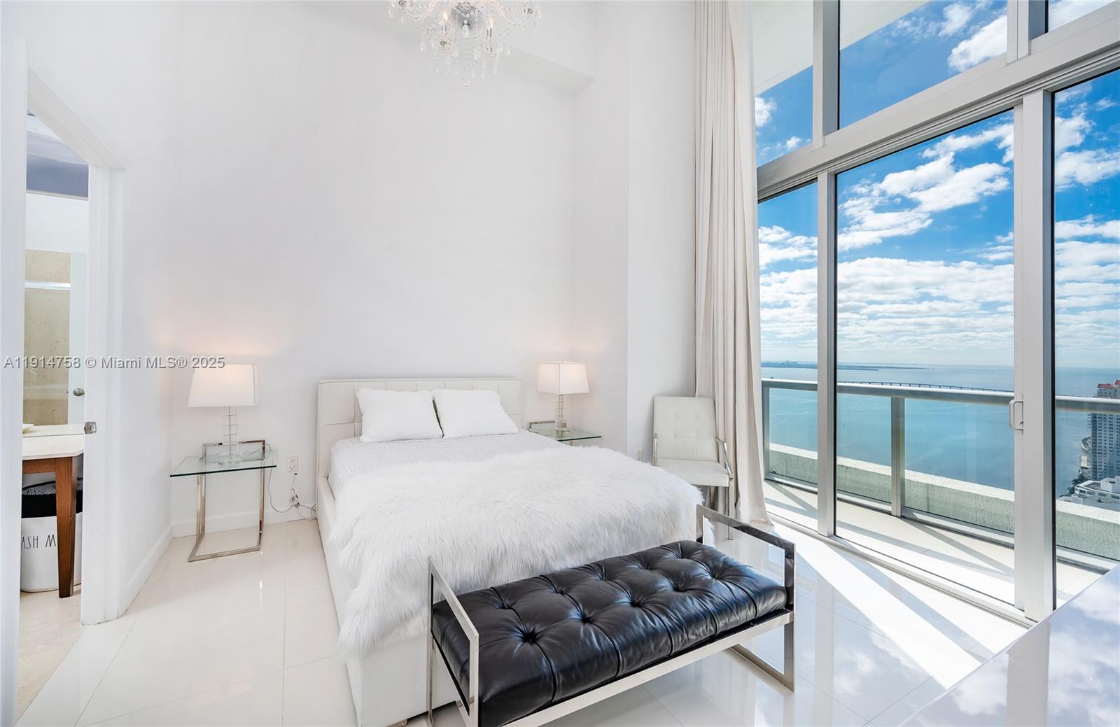495 SE Brickell Ave #4103, Miami FL 33131