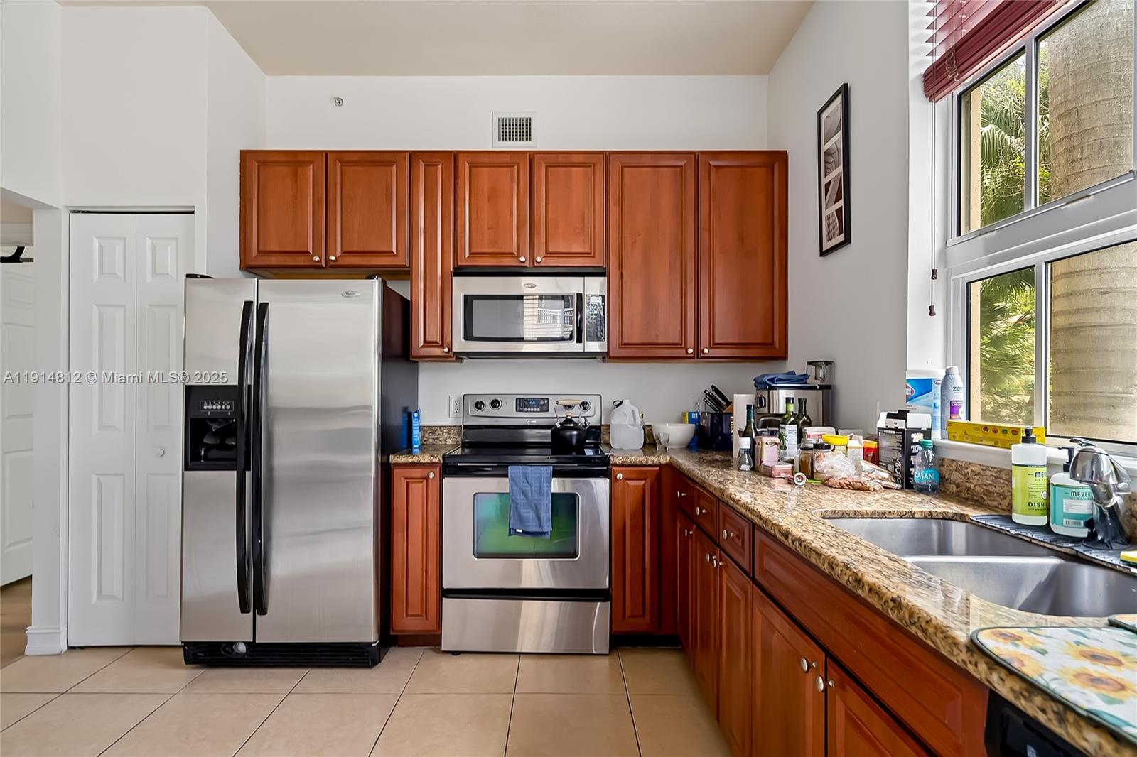 3001 NE 185th St #135, Aventura FL 33180