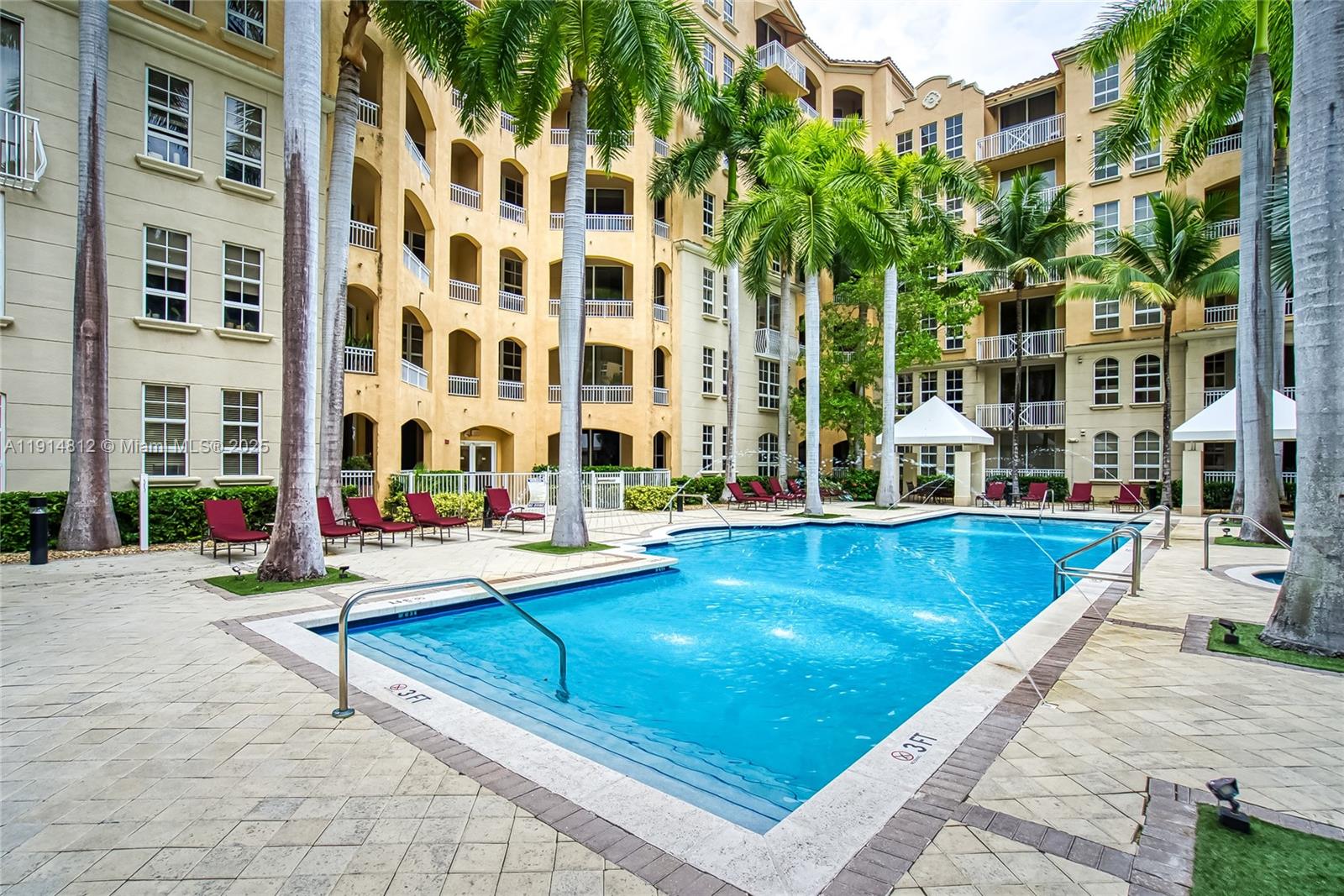 3001 NE 185th St #135, Aventura FL 33180