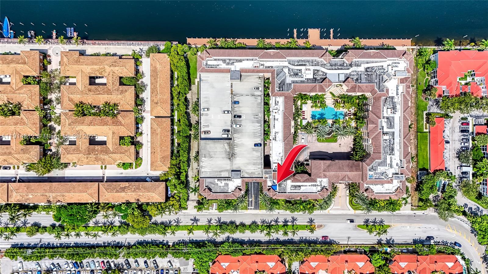 3001 NE 185th St #135, Aventura FL 33180