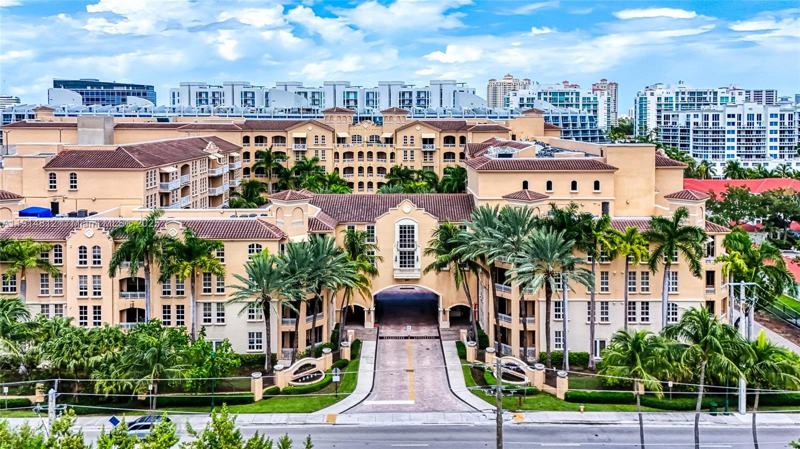 3001 NE 185th St #135, Aventura FL 33180