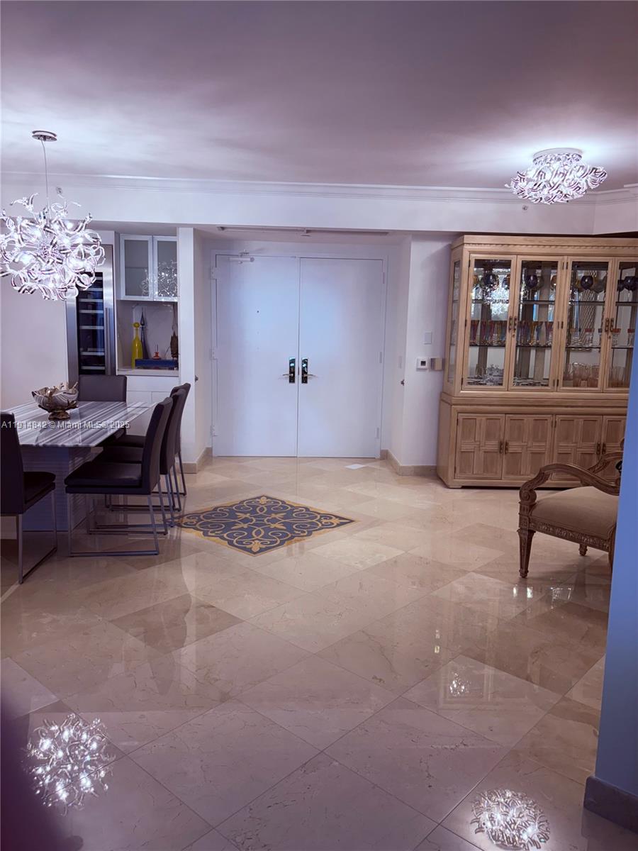 4779 Collins Ave #2302, Miami Beach FL 33140