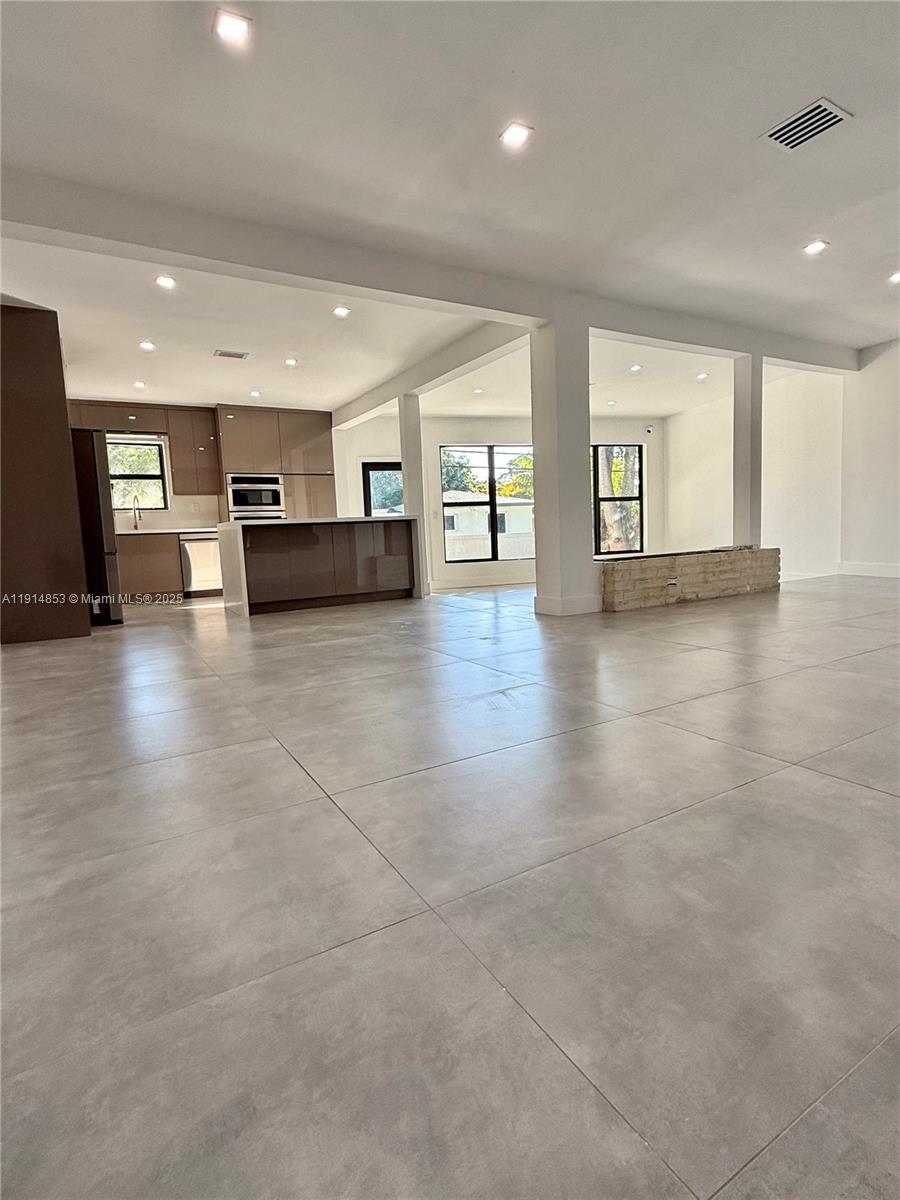 12615 N Miami Ave #12615, North Miami FL 33168