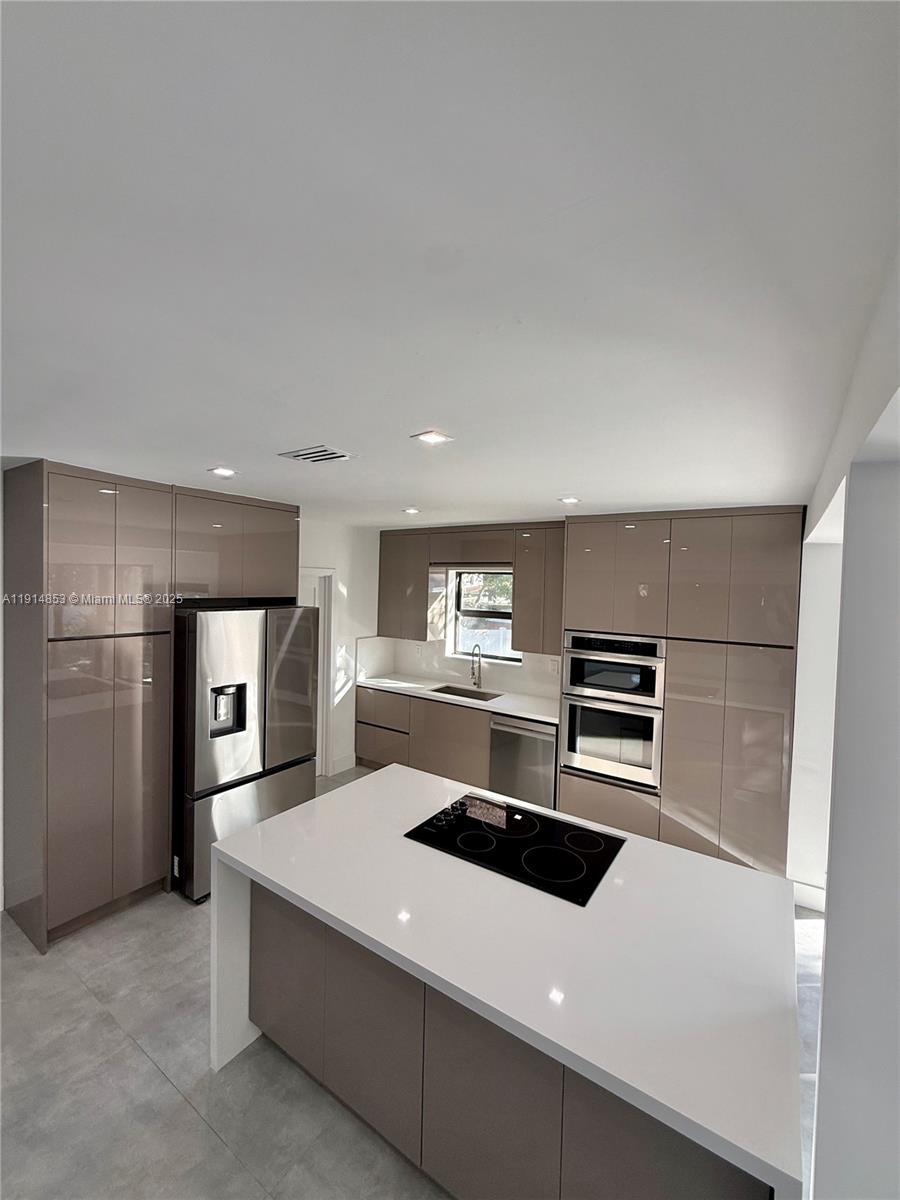 12615 N Miami Ave #12615, North Miami FL 33168