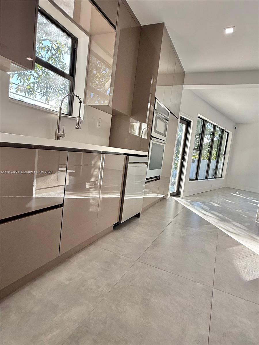 12615 N Miami Ave #12615, North Miami FL 33168