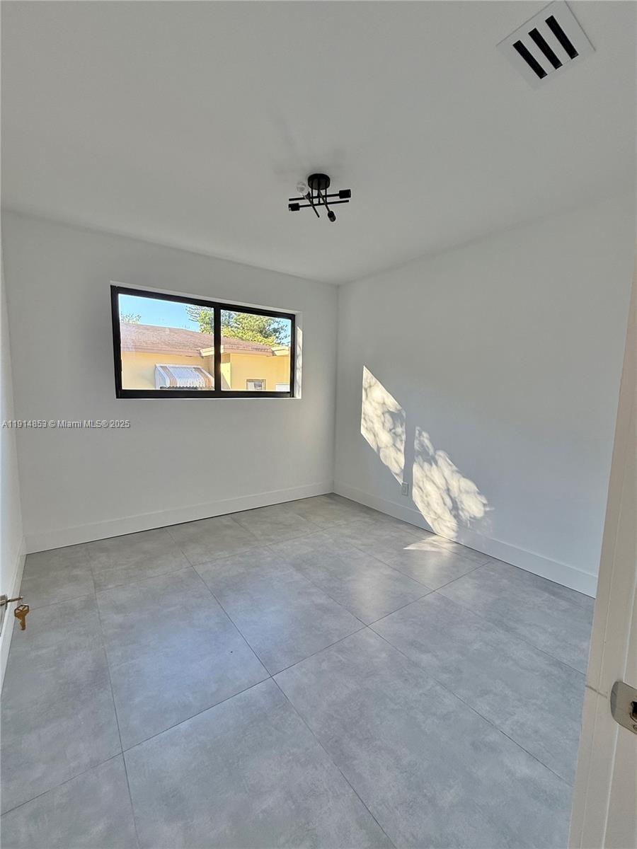 12615 N Miami Ave #12615, North Miami FL 33168