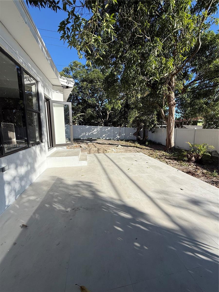 12615 N Miami Ave #12615, North Miami FL 33168
