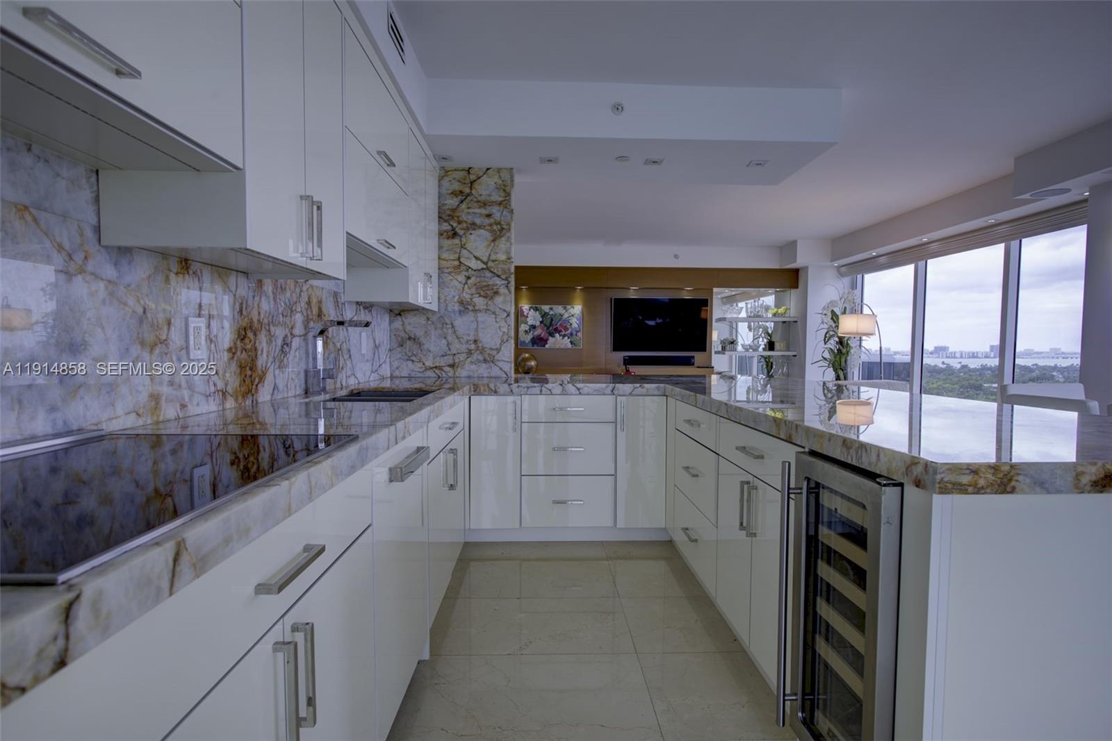 4775 Collins Ave #1601, Miami Beach FL 33140