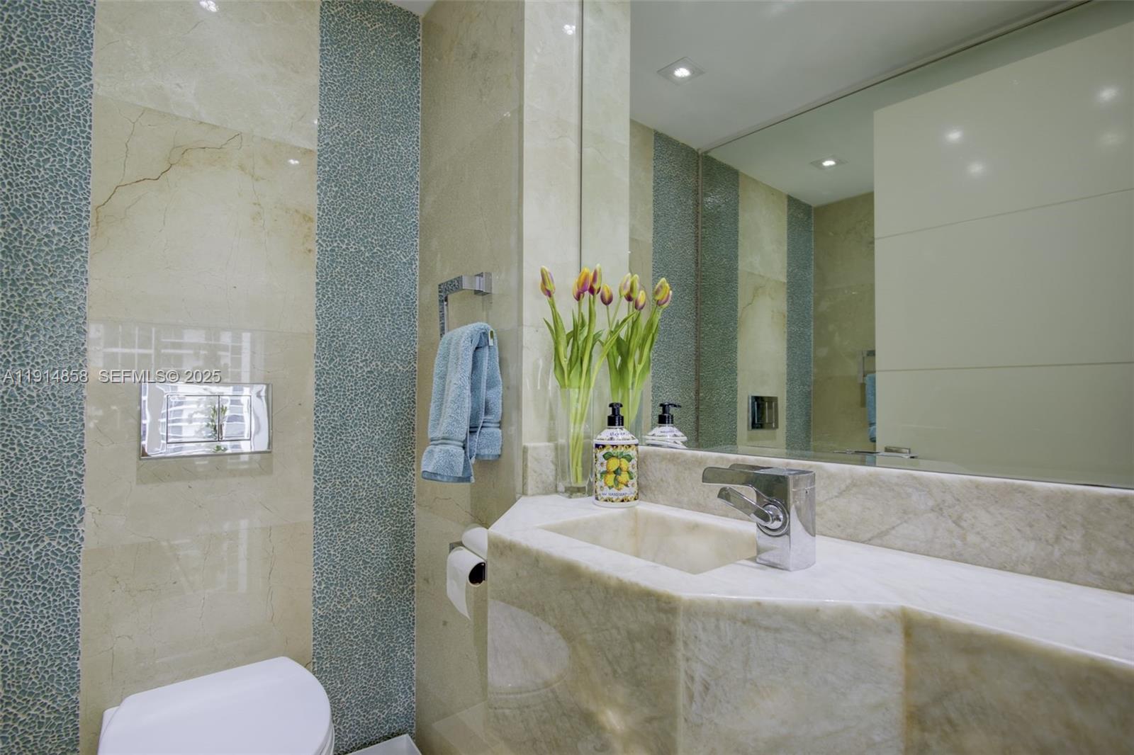 4775 Collins Ave #1601, Miami Beach FL 33140