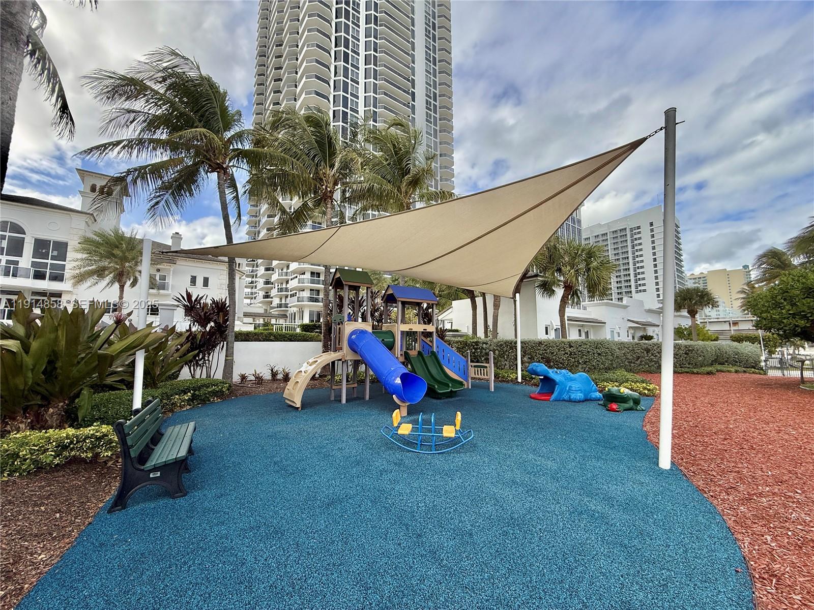 4775 Collins Ave #1601, Miami Beach FL 33140